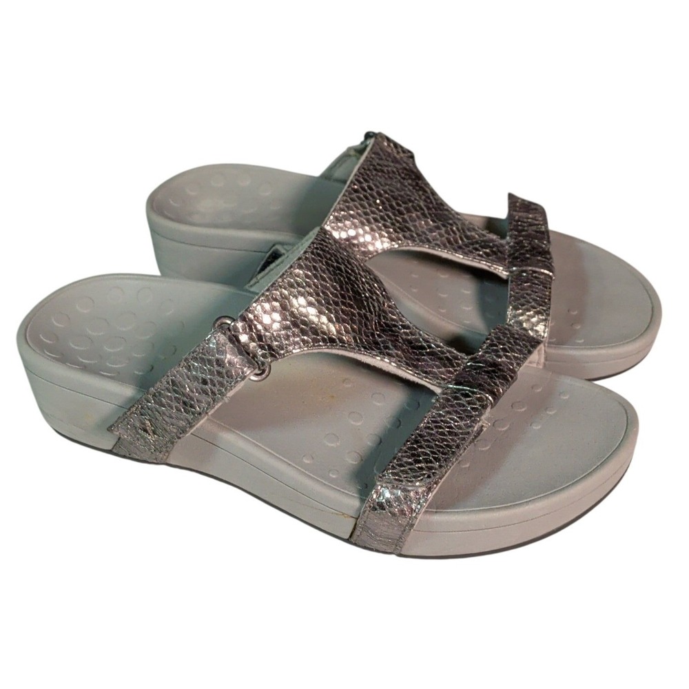Vionic Ellie Sandals Womens Size 8 Gray Snake Print T-Strap Platform Slip On